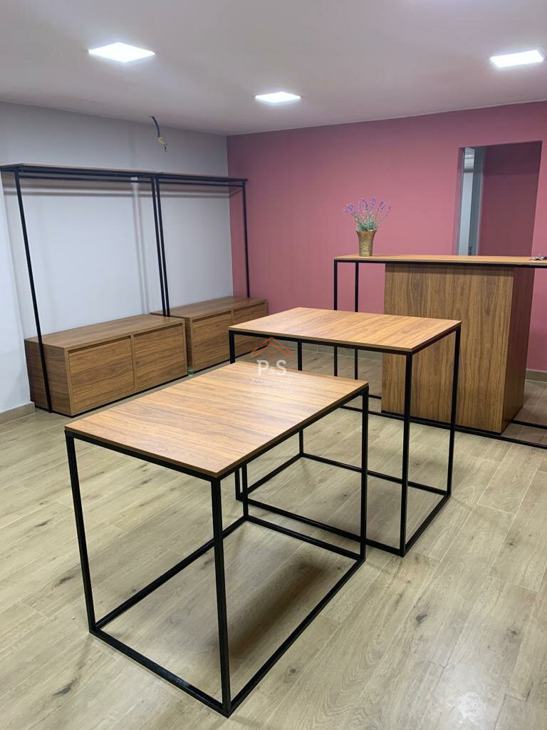 Vende-se Loja